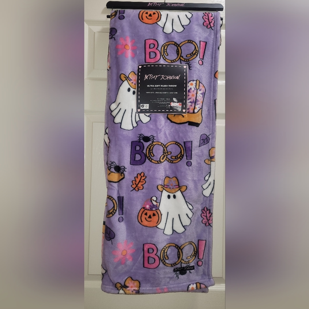 Purple Halloween Ghost Boots Plush Throw Blanket NWT